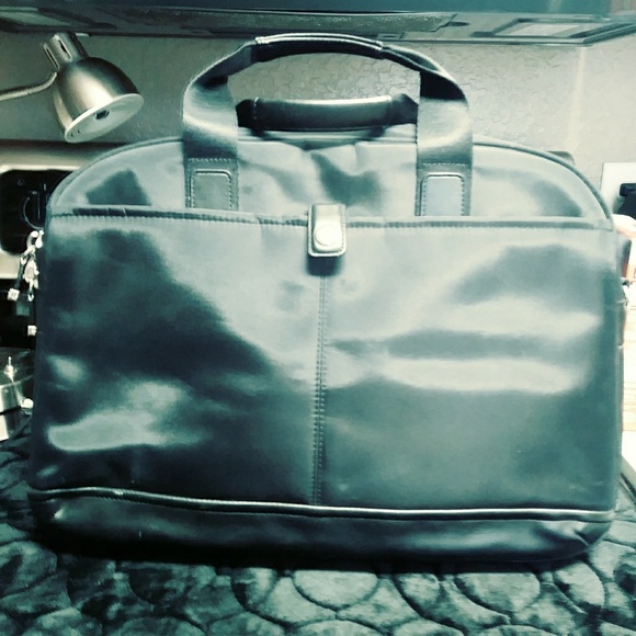 Calvin Klein laptop Briefcase (fabric lining) - Picture 3 of 6